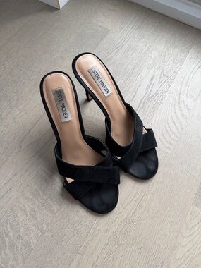Steve Madden Suede Heels - Size 7.5